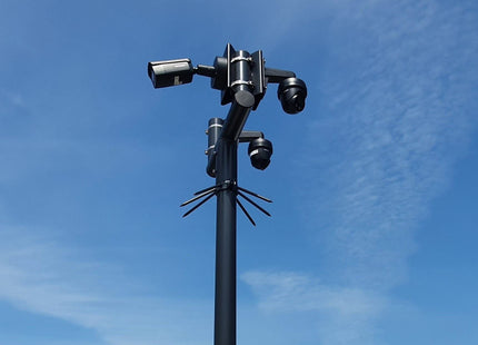 AlarmsysteemExpert.nl Vaste cameramast 5 meter verjongd met inspectieluik