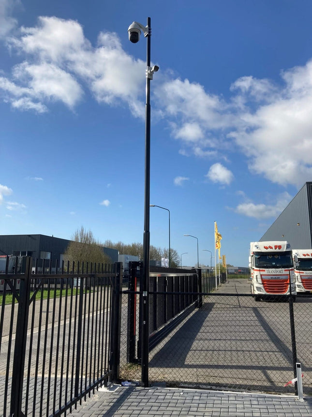 AlarmsysteemExpert.nl Verjongde cameramast met kantelanker en inspectieluik, 6 meter