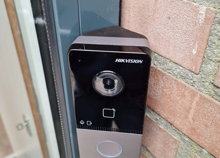 Hikvision DS-KABV6113-A, Schuin Opbouwframe t.b.v. DS-KV6103/6113