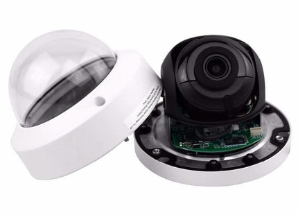 Hikvision DS-2CD2143G2-IS, cámara domo de 4 MP con LED IR, PoE y ranura para tarjeta SD