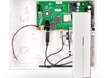 Central Jablotron JA-101KR con módulo inalámbrico LAN 2G