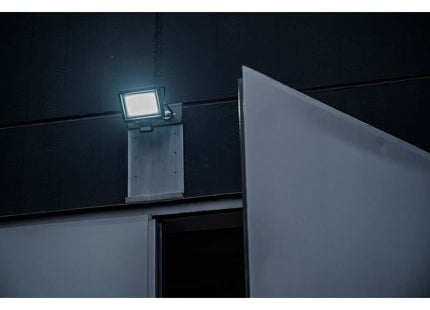Foco LED Nedis JARO 7060P, IP65, 50 W, 5800 lm, 6500 K, con sensor de movimiento